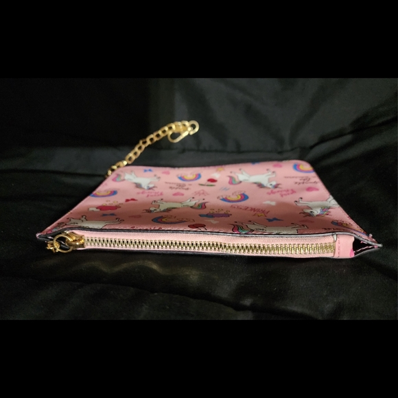Unicorn & Rainbows Wristlet/Clutch Purse - Picture 2 of 3